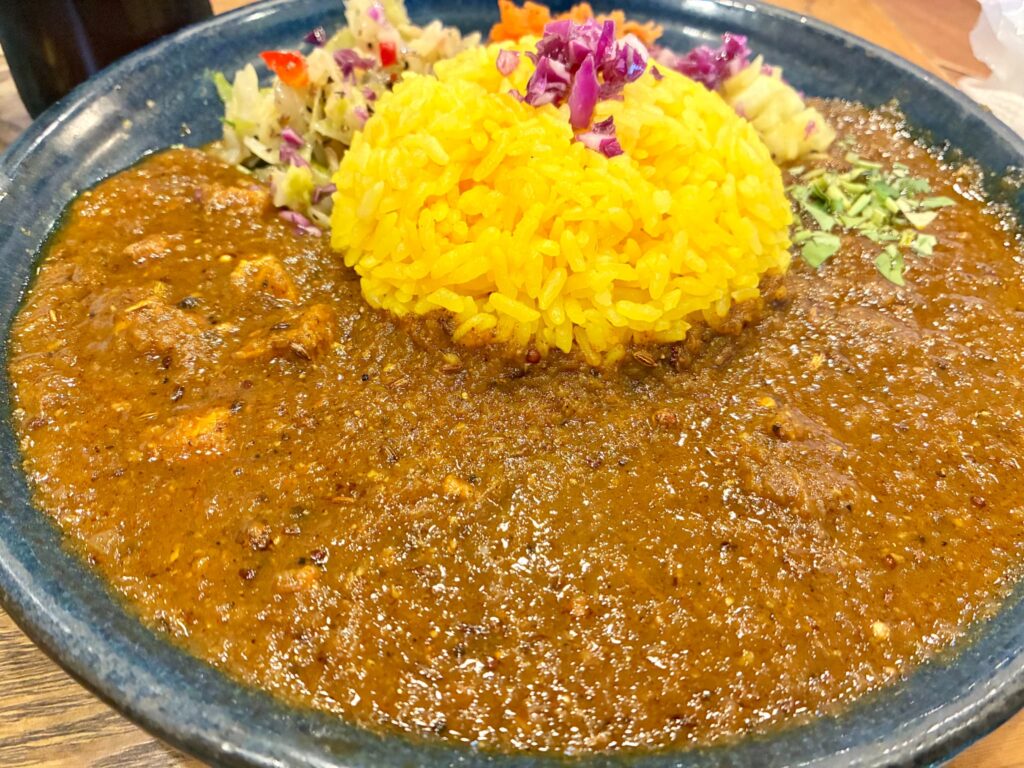 高円寺スパイスカレー青藍の「スパイスチキンカレーZ定食」