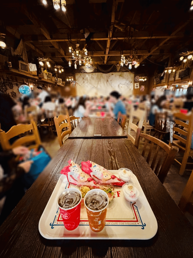 ケープコッド・クックオフの店内の温かい雰囲気。